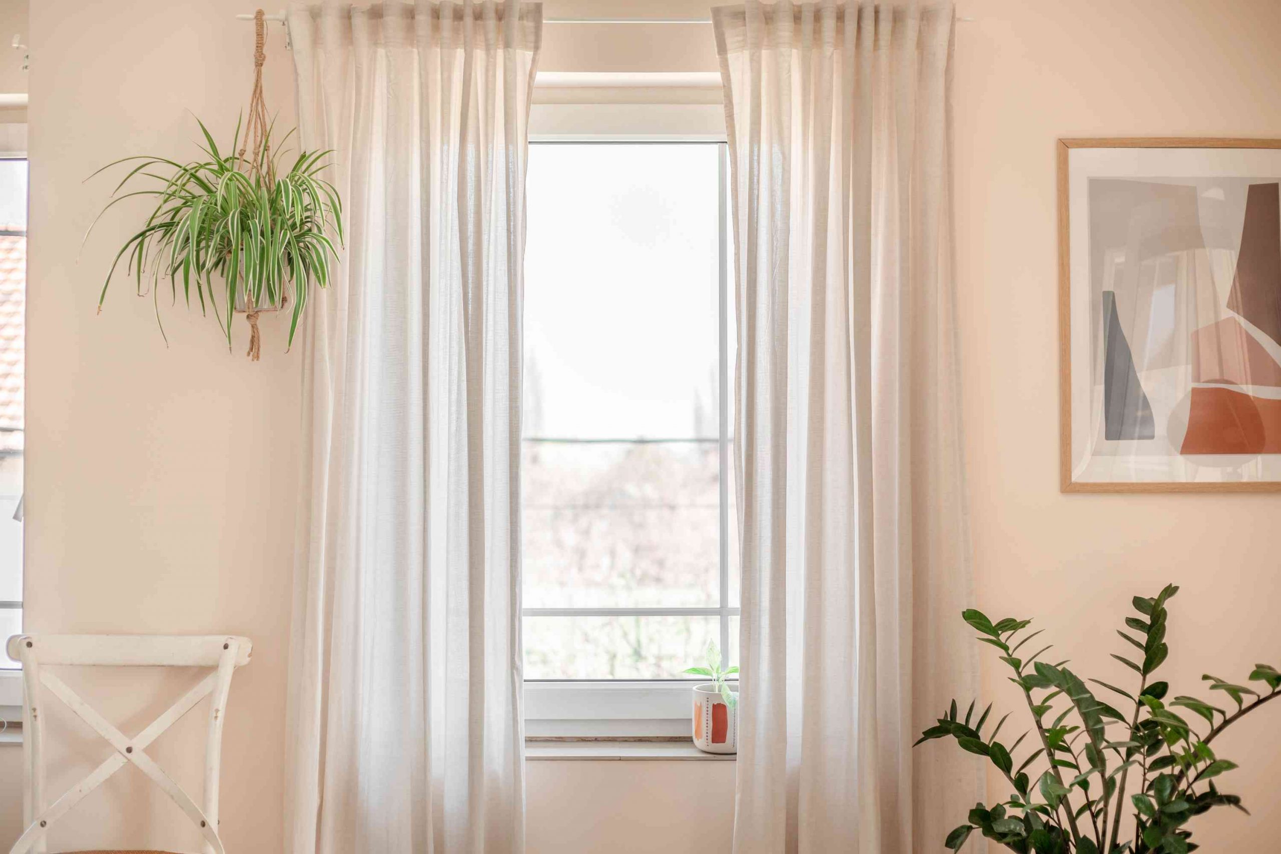 How to Choose Curtains That Complement Natural Light