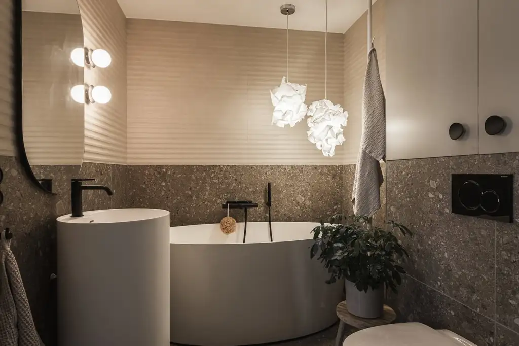 Best Bathroom Tile Designs for a Modern Look in 2025