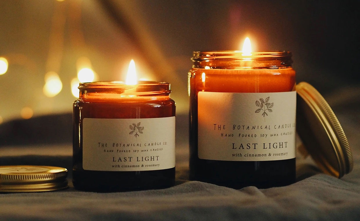Top 3 Scented Candles for Creating a Relaxing Home Atmosphere
